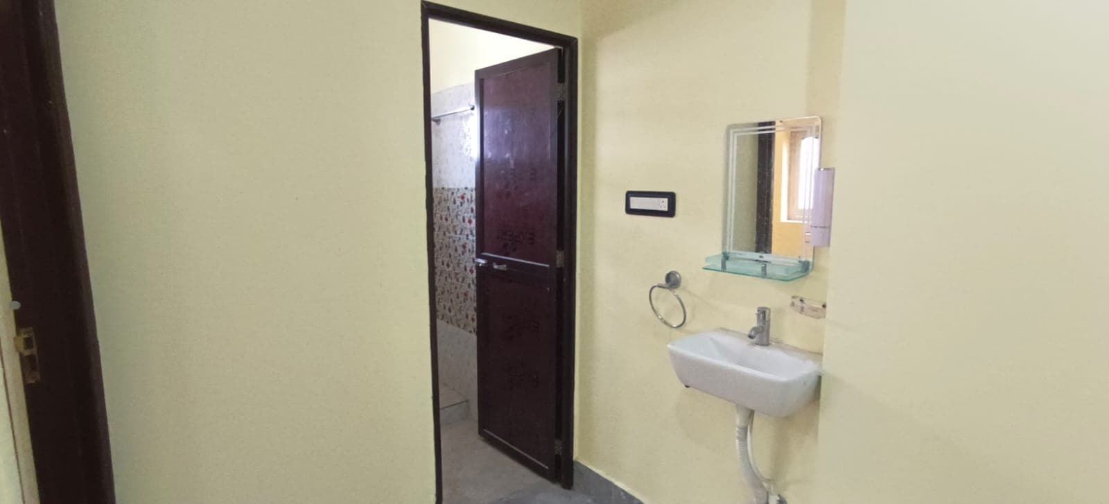 Ojha group - Photo 4